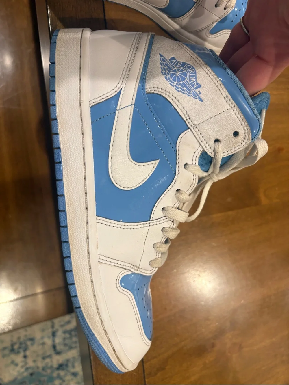 Air Jordan Mid 1 Retro blue size 8